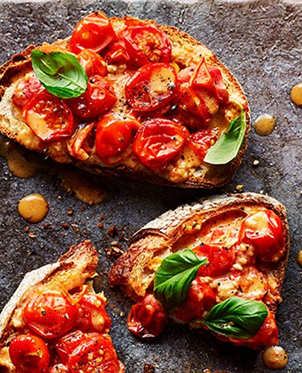 Tomato & horseradish toasts