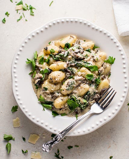 Creamy Gnocchi with Mushrooms and Peas (DINNER/LUNCH)
