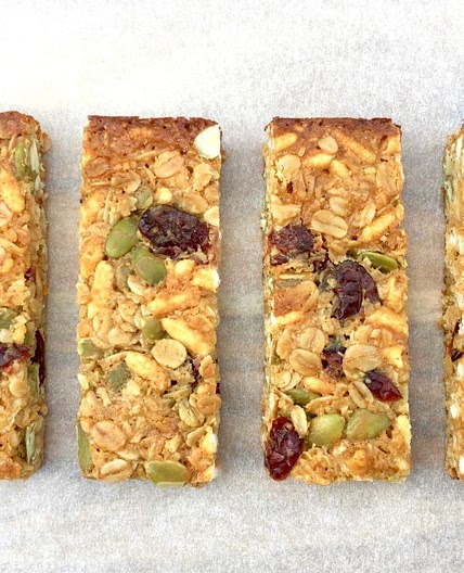 Cranberry, Coconut and Puffed Rice Muesli Bars