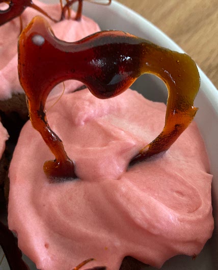 Quick and Almost-Professional Buttercream Icing
