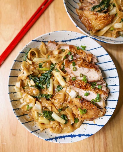One Pot Chicken + Hoisin Noodles with Bok Choy 