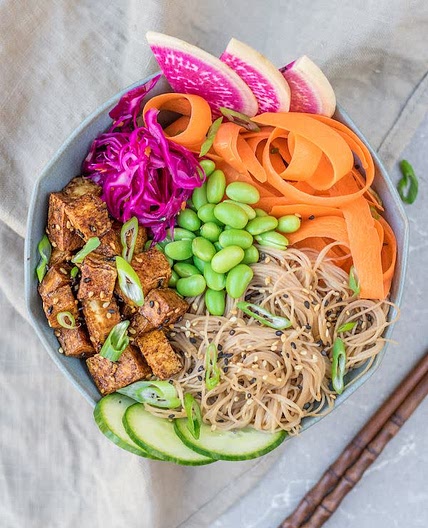 Poke Bowl with Quinoa, Seaweed Salad, Edamame, Avocado & Gomashio