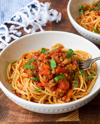 Vegan Bolognese (Made With Lentils!)