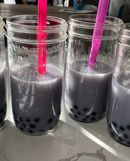Lonnie’s Bubble Tea