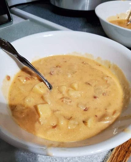 Lazy Girl Loaded Potatoe Soup