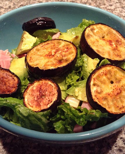 Receita de Salada de presunto e queijo com berinjela