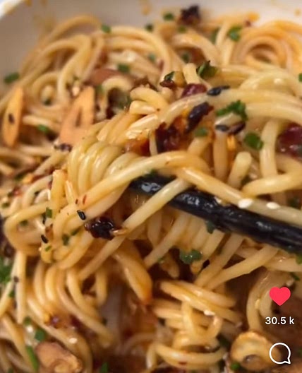 Spicy Garlic Butter Pasta