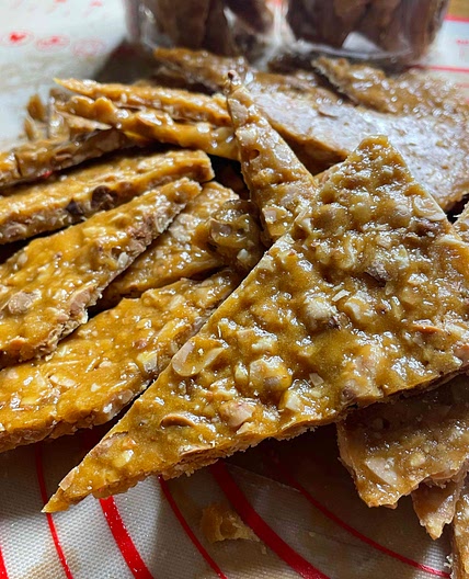 Homemade Peanut Brittle