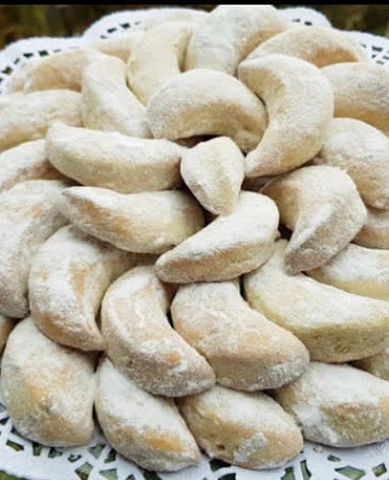 White cookies