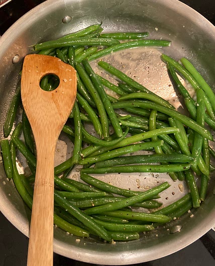 Buttery Garlic Green Beans
