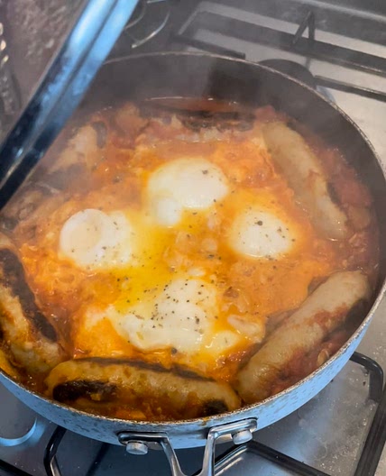 One pot sausage and breakfast eggs
