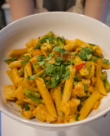 Cheesecake Factory Spicy Chicken Chipotle Pasta - by Moribyan