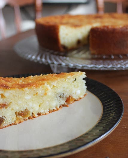 Lithuanian farmer’s cheese cake : Varškės pyragas