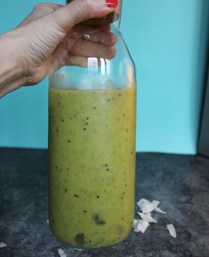Vitamin C Kiwi Bomb Smoothie (drinkable)
