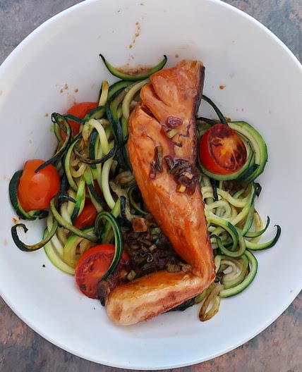 TERIYAKI SALMON WITH COURGETTE NOODLES