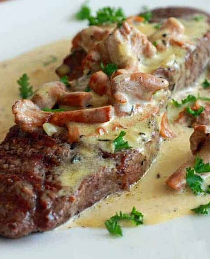Steak With Creamy Chanterelle Sauce