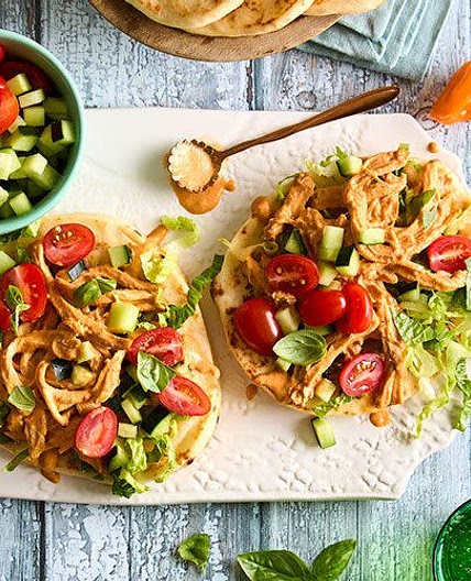 CHICKEN NAAN WRAPS WITH PERI-PERI SAUCE