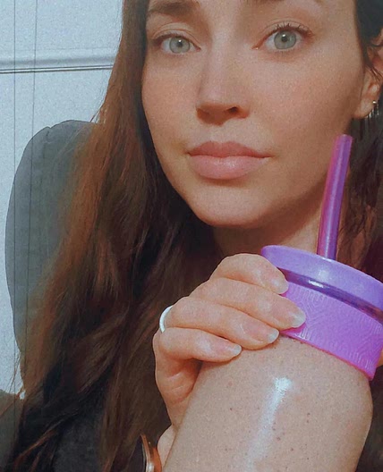GC: strawberry milkshake