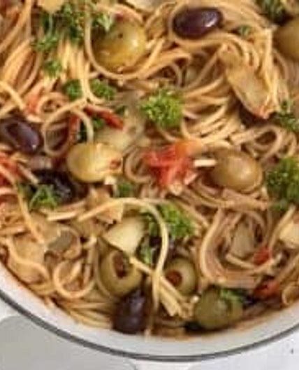 One Pot Greek Spaghetti