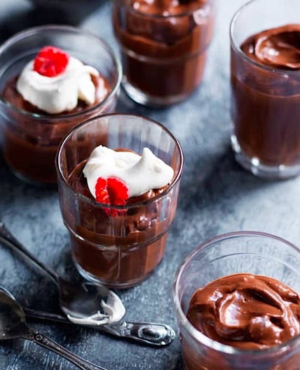 Healthy chocolate mousse