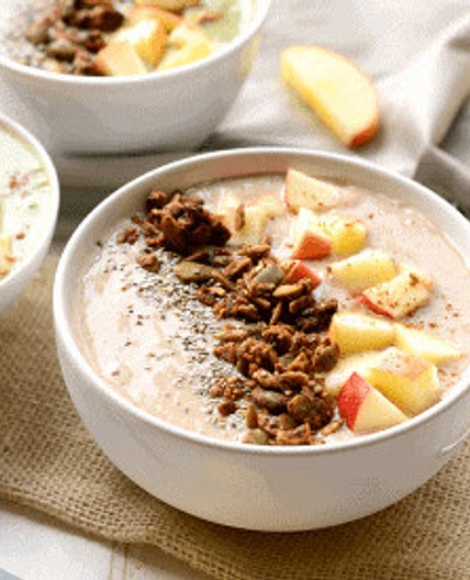 Apple Pie Smoothie Bowl