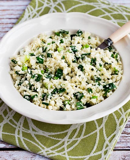 Easy Cauliflower Rice with Garlic and Green Onion