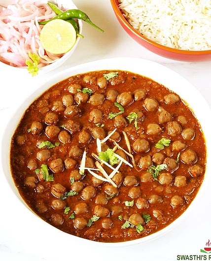 Chole Recipe (Punjabi Chole Masala)