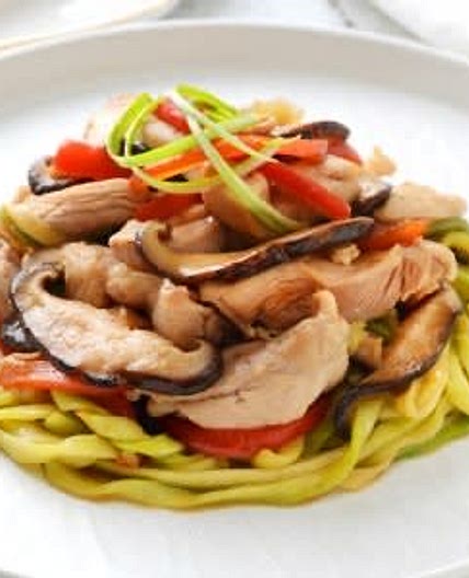 Chicken Lo Mein