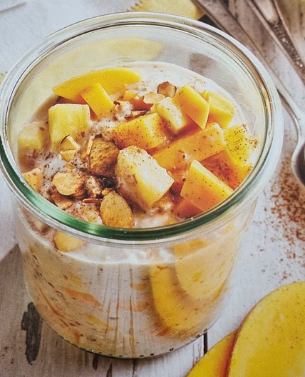 Tropical overnight oats