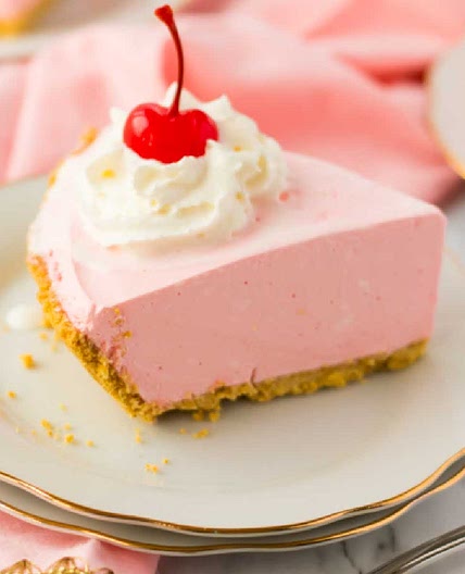 Strawberry Jello Cool Whip Pie