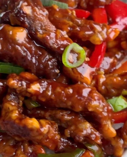 Crispy Chilli Beef with rice