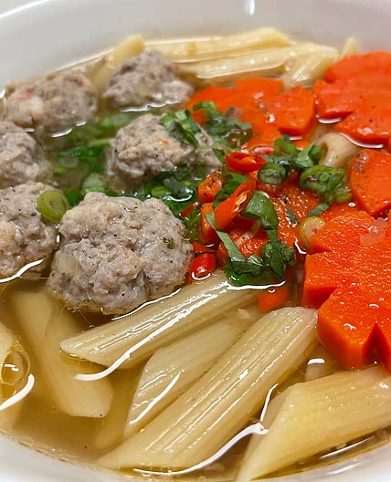 Shrimp & Pork Meatball Pasta Soup - Súp Nui