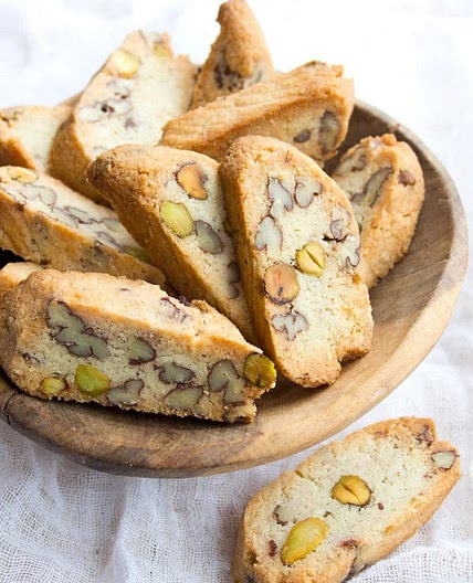 Biscotti aux noix