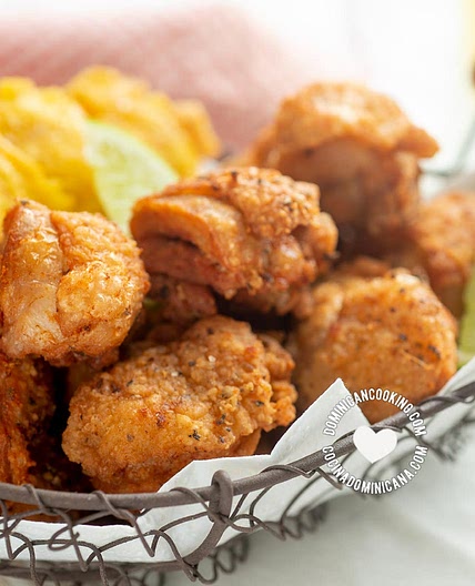 Chicharrón de Pollo Recipe (Crispy Fried Chicken Bites)