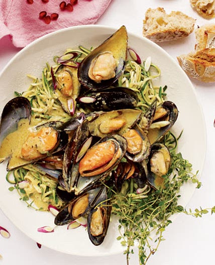Baby marrow linguine with creamy mussels