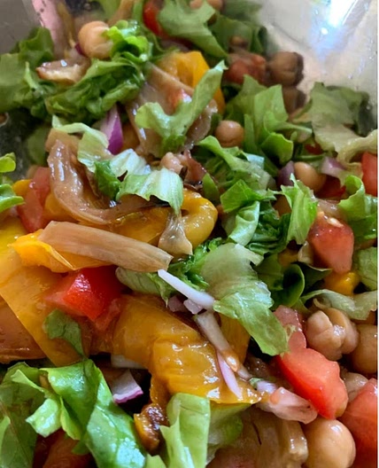 Chickpea salad (Ilana)