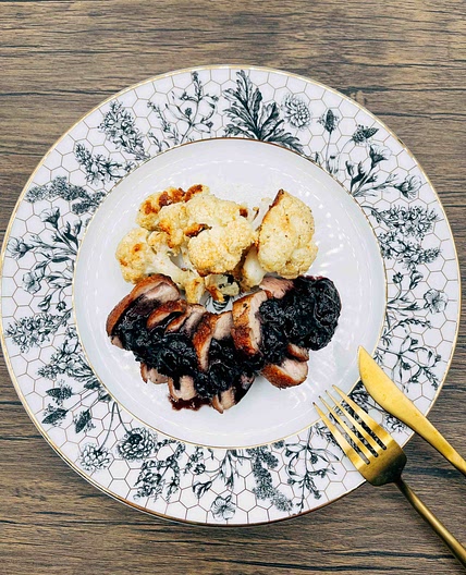 Duck and Blueberry Sauce