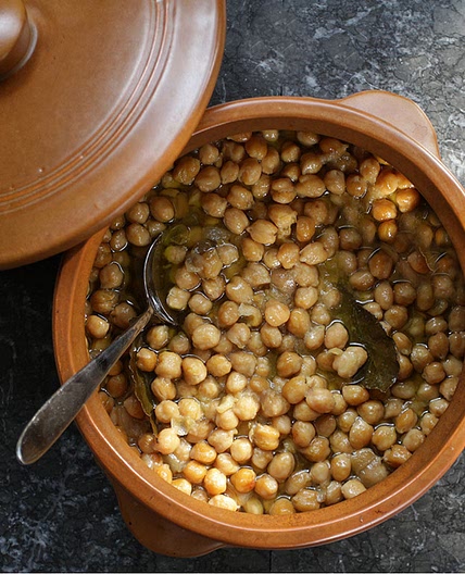 Clay-Baked Chick Pea Soup from Sifnos