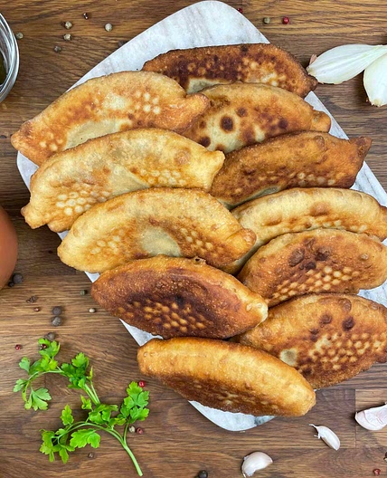 Ukrainian Pyrizhky (Hand pie)