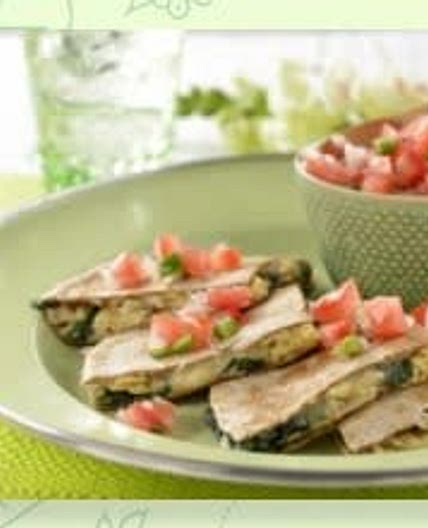 QUESADILLA DE QUESO CON POLLO Y CHAMPIÑONES