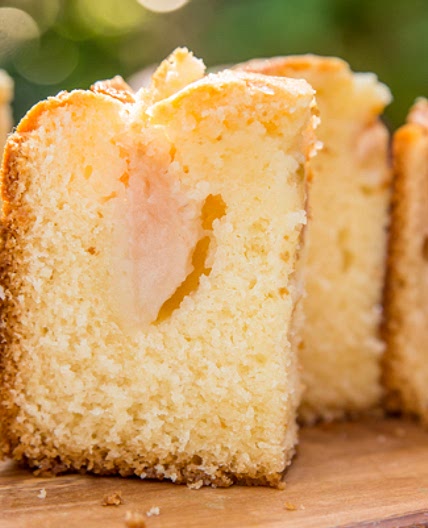 Swedish Apple Cake | Svensk Äppelkaka