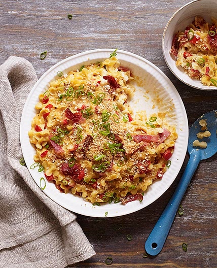 Bacon and sharp cheddar macaroni and cheese