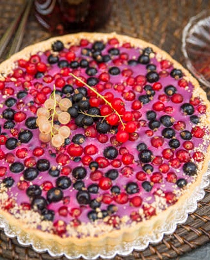 Black Currants Tart