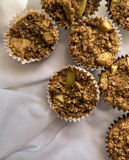 Apple Pie Baked Oat Cups