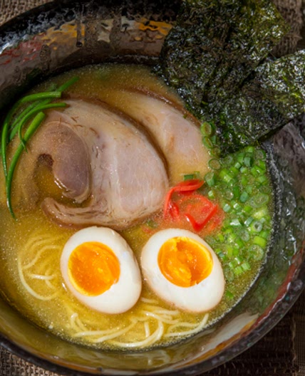 Creamy Chicken Stock for Ramen | Tori Paitan | 鶏ガラパイタン