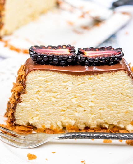 Lviv Syrnyk | Ukrainian Souflee Cheesecake