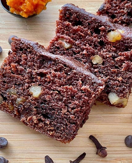 Vegan Pumpkin Chocolate Chip Bread