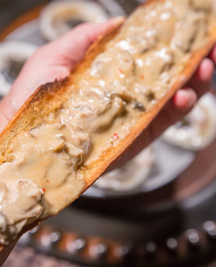 Oyster Loaf | La Mediatrice | The “Peacemaker”