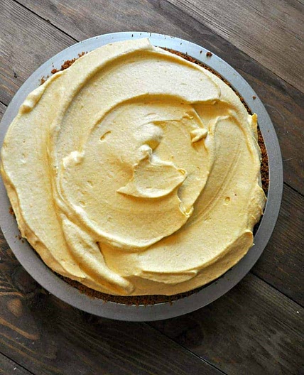 Vegan Pumpkin Mousse Pie