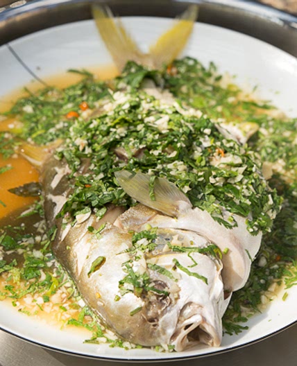 Steamed Pompano with Thai Dressing